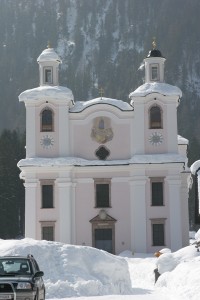 Endpunkt der Abfahrt ist der Dom des Pinzgau