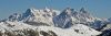 Das Bild zeigt den Loferer Steinberg von Sdwesten. Im Vordergrund der Kalkstein mit (v.l.) Kirchberg, Schaflberg, Platte und Wallerberg. Linker Eckpfeiler des Steinbergs sind die Rothrner, in der Mitte das Mitterhorn (Gr.Hinterhorn). Geislhrner und Reifhrner verschmelzen zu einem felsigen Zackengewirr. Am rechten Rand der markante Spitz des Gr.Ochsenhorns.